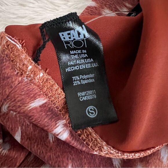 Beach Riot Leah strappy crop top sports bra Small NEW MSRP $88 - Picture 6 of 6